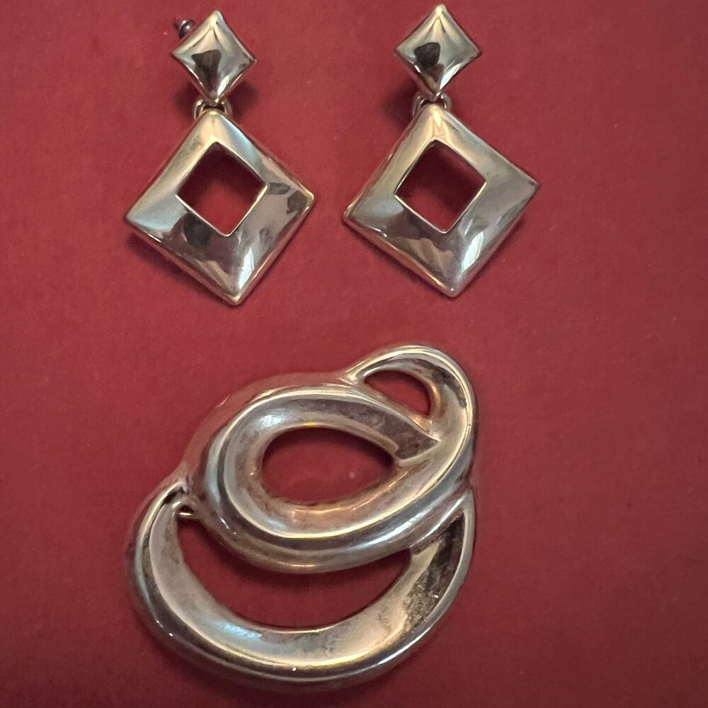 Vintage Circa 1990's Brooch and Post Earrings Lot Gold Tone